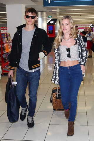 Illustration for article titled Airport Fashion
